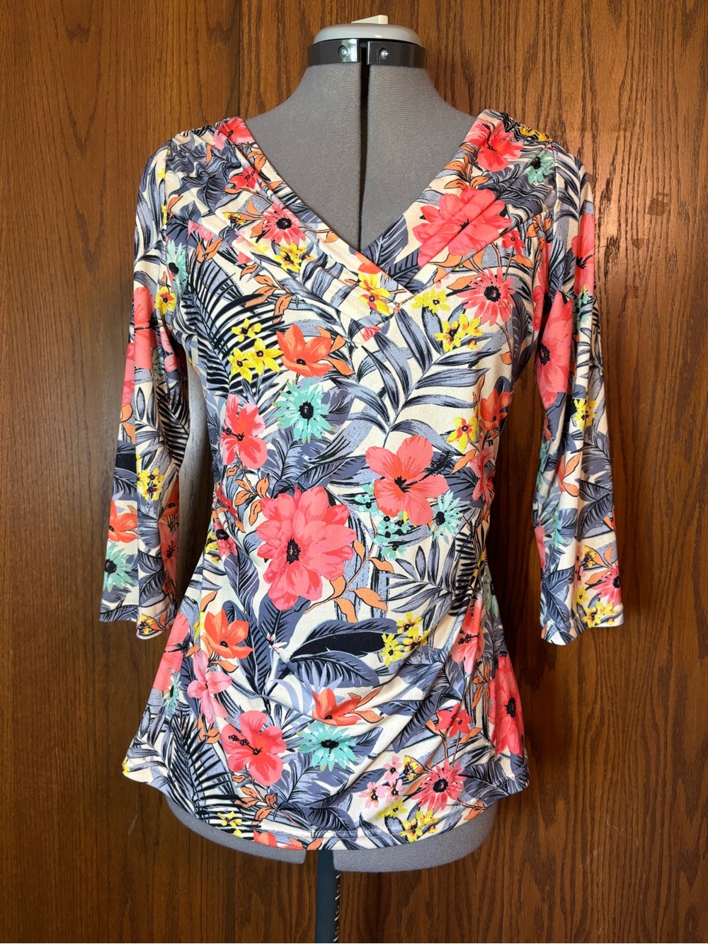 Sara Campbell Coral Floral V-Neck blouse with Navy Leaf Print - medium